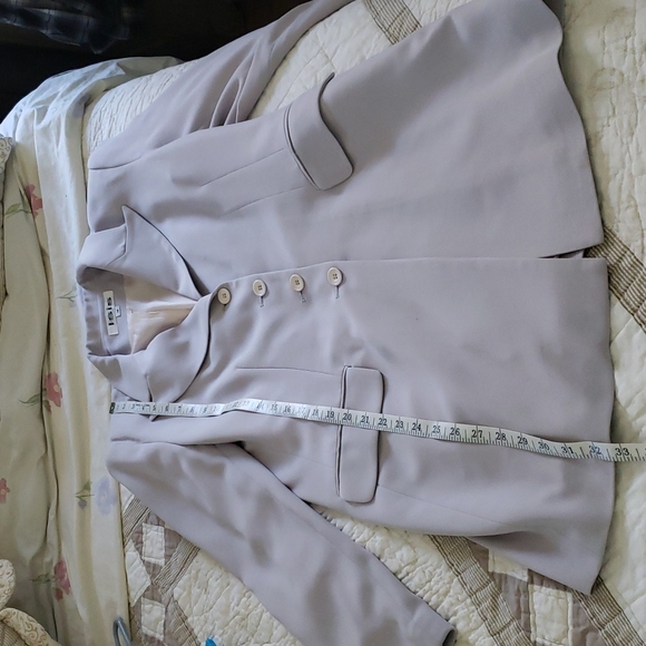 Like new pant suit. Veey goid quality - Picture 2 of 14